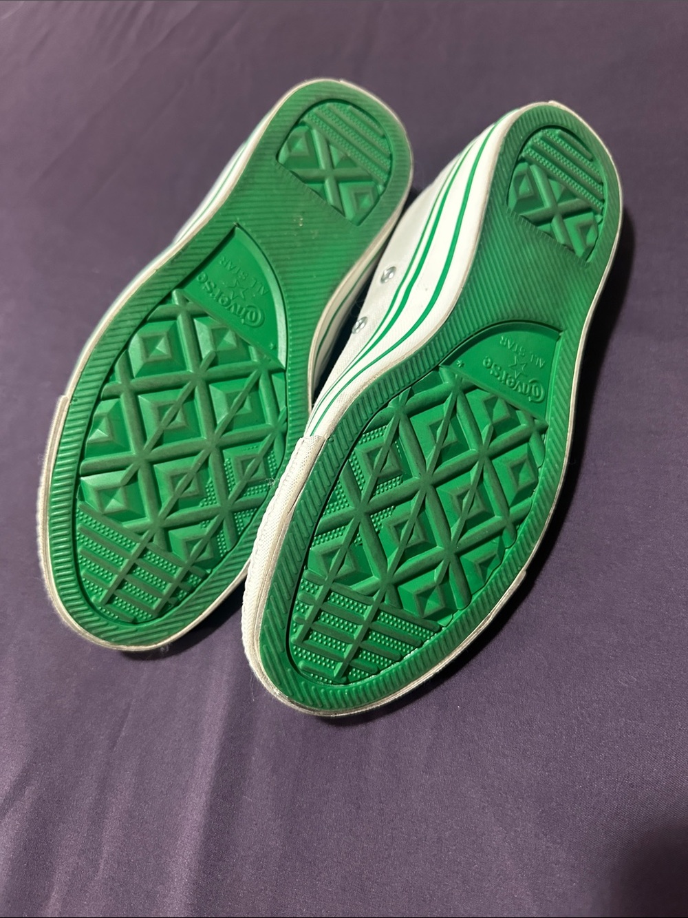 Converse Low Top Canvas Sneakers in White & Green - Picture 5 of 6
